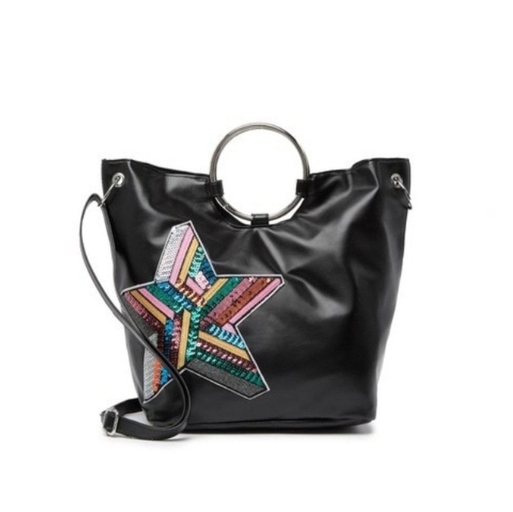 *NEW* Star ring tote by t-shirt and jeans